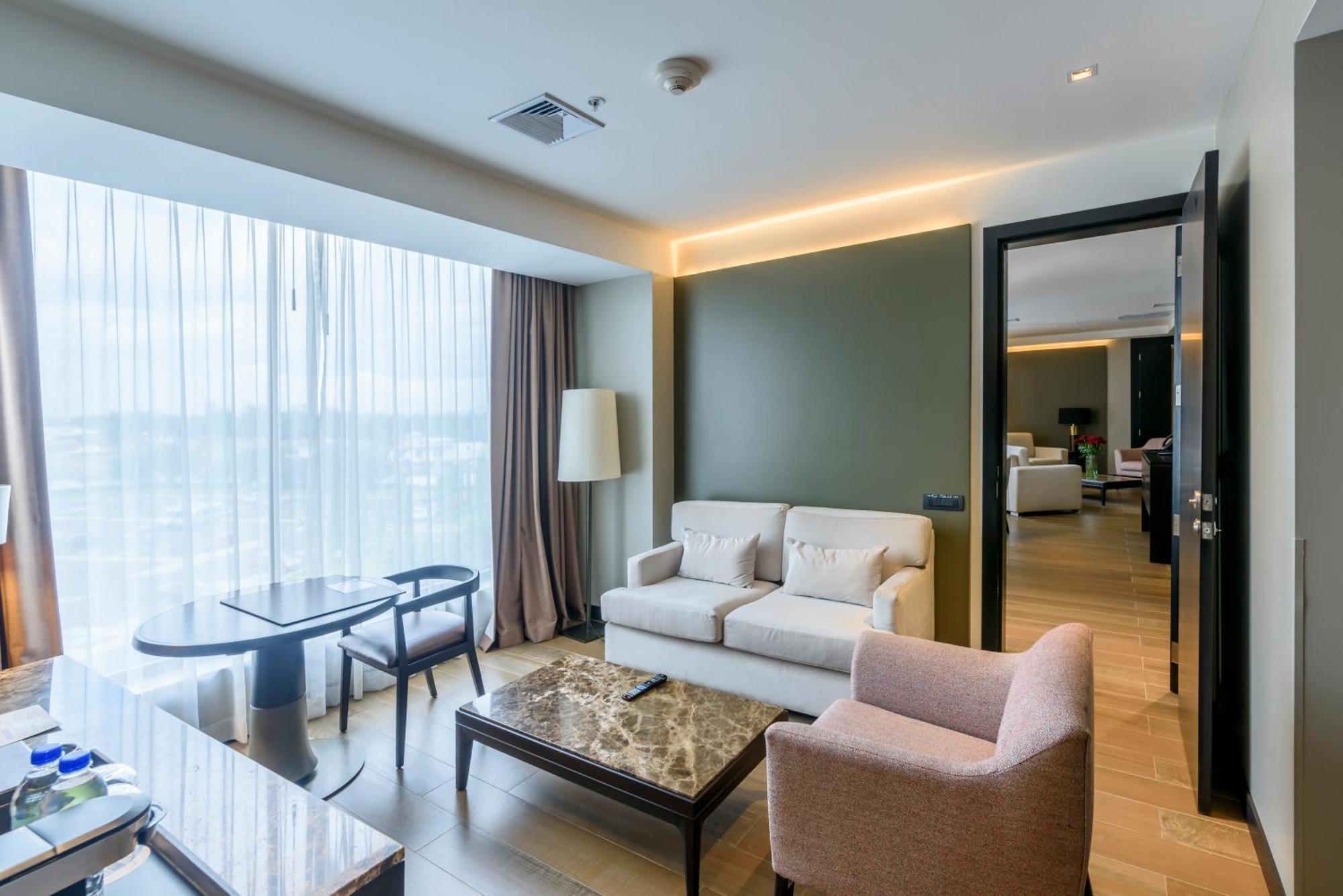 Eb Hotel By Eurobuilding Quito Airport Tababela Εξωτερικό φωτογραφία